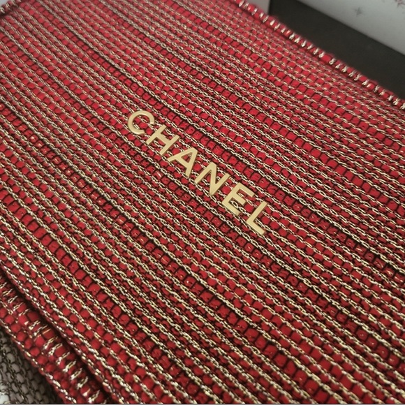 CHANEL LIP GLOSS TRIO SET 2022 - Picture 2 of 3